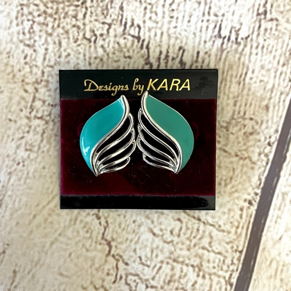 Designs by Kara Women’s Silver and Turquoise Fashion Earrings